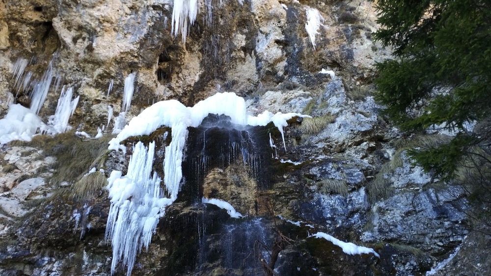 Wasserfall unter Überetscherhütte